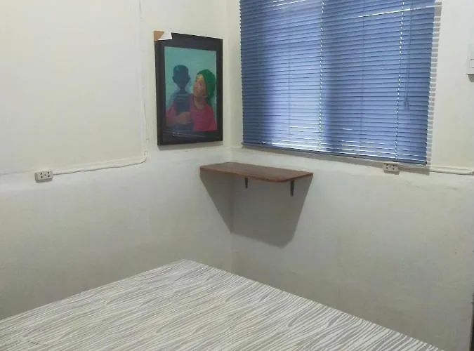 Nomad Homestay Bed & Breakfast